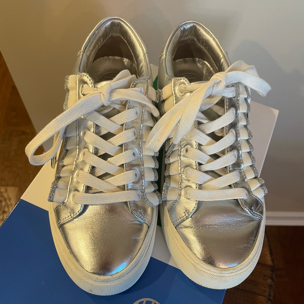 Tory Burch Ruffle Metallic Sneaker